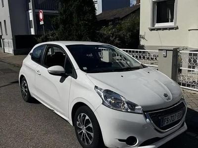 Occasion 2014 Peugeot 208 Citadine | 3 490 €