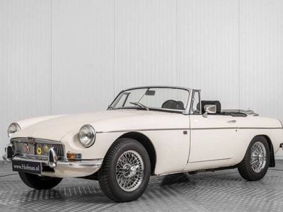 Blanc Occasion 1969 MG B Cabriolet | 15 900 €