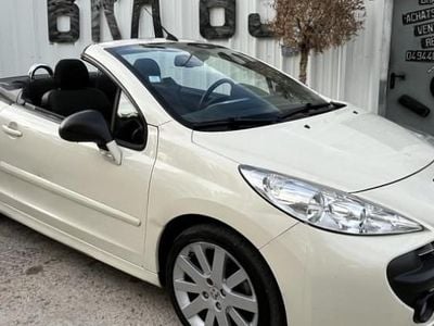 Occasion 2008 Peugeot 207 CC Sport Cabriolet | 7 990 € (Prix assez cher)