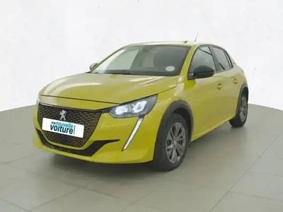 Jaune Occasion 2023 Peugeot e-208 Style Citadine | 17 990 € (Prix juste)