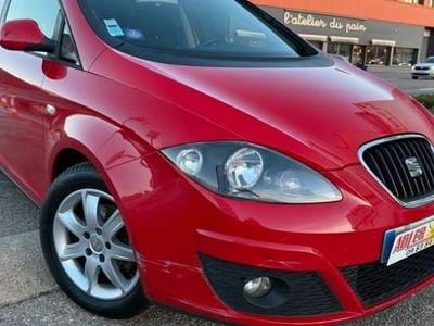 Occasion Seat Altea Ecomotive 106 ch (77 kW) 2010 Rouge Monospace