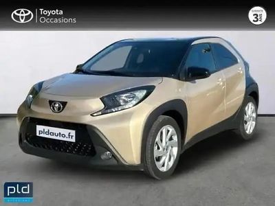 Occasion Toyota Aygo X Design 2022 Biton beige gingembre métal/toit noir SUV