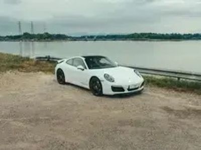 Porsche 911 Carrera S