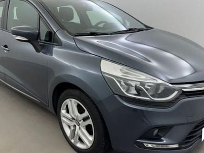 Gris Occasion 2019 Renault Clio GrandTour Zen Break | 10 990 € (Prix juste)