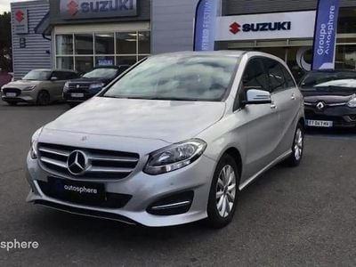 Mercedes B200