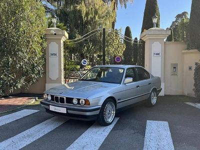 Gris Occasion 1991 BMW 520 Berline | 15 000 €