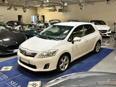 occasion Toyota Auris HSD 136h Lounge 5p