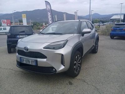 Gris Occasion 2023 Toyota Yaris Cross Design SUV | 22 000 € (Prix juste)