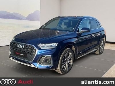 Bleu navarre métallisé Occasion 2022 Audi Q5 S-Line SUV | 46 880 € (Prix juste)