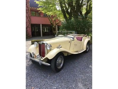 Beige Occasion 1953 MG TD Cabriolet | 22 950 €