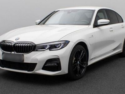 BMW 330e