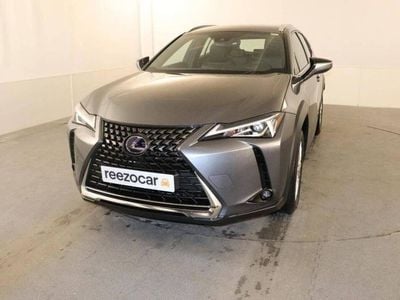 Gris Occasion 2021 Lexus UX 250h SUV | 29 999 € (Prix assez cher)