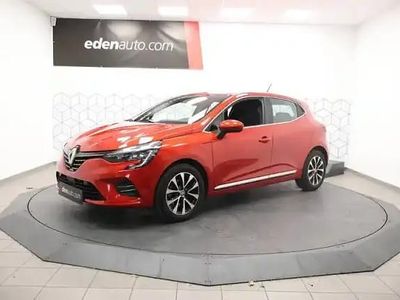 Rouge flamme Occasion 2022 Renault Clio V Berline | 17 650 € (Prix juste)