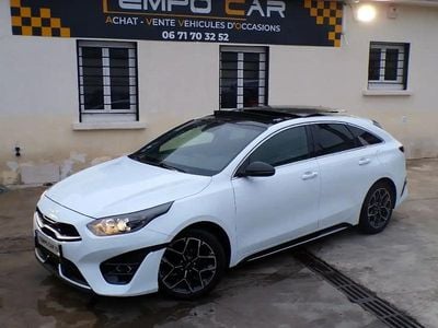 Blanc Occasion 2022 Kia ProCeed GT-Line Berline | 14 990 € (Bon prix)