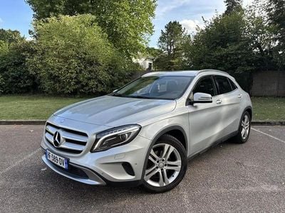 Mercedes GLA200