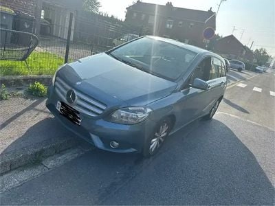 Mercedes B180