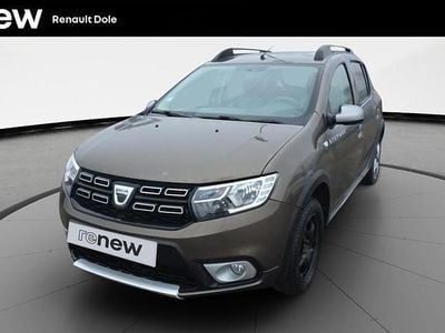 Noir Occasion 2017 Dacia Sandero Stepway Citadine | 10 990 € (Prix juste)