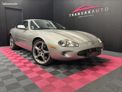 Jaguar XKR