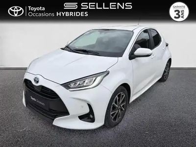 Blanc Occasion 2023 Toyota Yaris Hybrid Design Berline | 20 490 € (Prix juste)