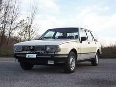 Occasion Alfa Romeo Giulietta 122 ch (89 kW) 1983 Beige Berline
