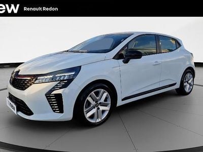 Blanc Occasion 2024 Renault Clio Evolution Van | 15 490 €