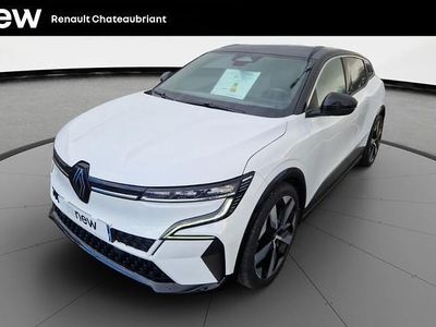 Blanc Occasion 2022 Renault Megane E-Tech Techno Berline | 23 490 € (Prix juste)