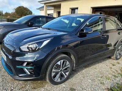 Bleu Occasion 2021 Kia e-Niro Motion SUV | 16 750 € (Bon prix)