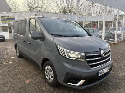 Gris Occasion 2022 Renault Trafic Intens Monospace | 32 000 € (Prix cher)