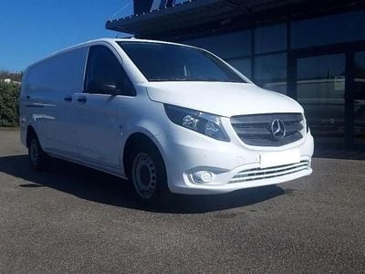 Blanc Occasion 2021 Mercedes Vito Van | 29 990 €