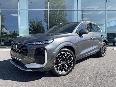 Gris daytona nacré Occasion 2025 Audi Q3 Design SUV | 78 536 €