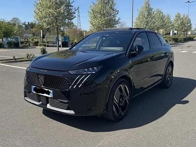 Noir Occasion 2024 Peugeot e-3008 GT SUV | 35 800 € (Prix juste)