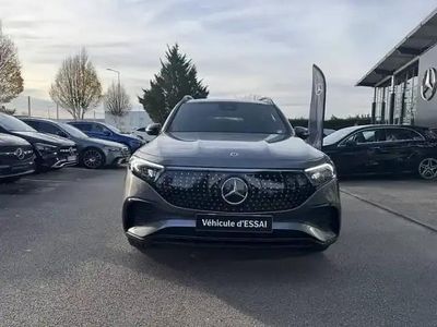 Gris montagne métalisé Occasion 2025 Mercedes EQB250+ SUV | 47 990 € (Super prix)
