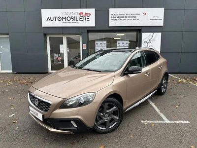 Bronze Occasion 2012 Volvo V40 CC Break | 12 490 €