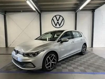 Reflet d'argent métallisée Occasion 2023 VW Golf VIII Style Berline | 29 990 € (Prix juste)
