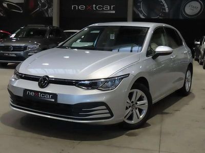 Argent Occasion 2023 VW Golf Life Berline | 24 990 € (Prix juste)