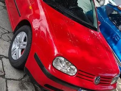 Rouge Occasion 1998 VW Golf IV GTD Berline | 3 500 €