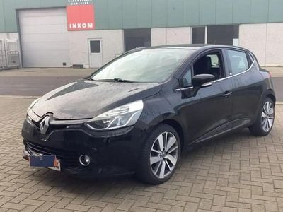 Noir Occasion 2015 Renault Clio IV Business Berline | 8 990 € (Prix juste)