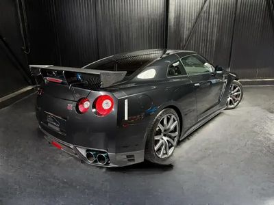Nissan GT-R