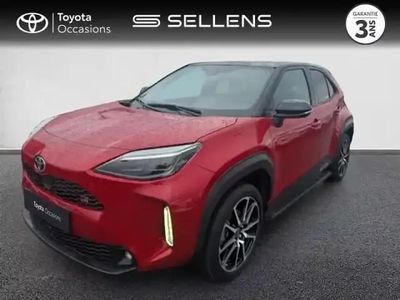 Bi ton rouge intense Occasion 2023 Toyota Yaris Cross Sport SUV | 24 480 € (Prix juste)