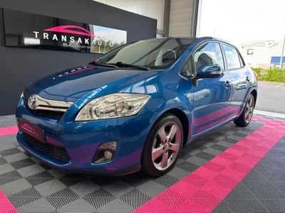 Toyota Auris Hybrid