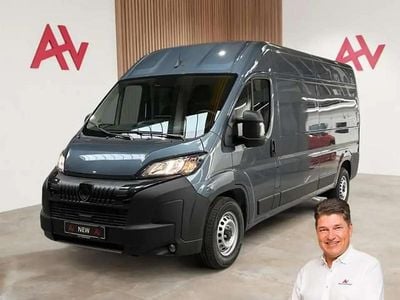 Gris Nouvelle 2025 Peugeot Boxer Van | 34 990 € (Bon prix)