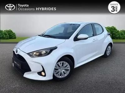 Blanc Occasion 2022 Toyota Yaris Hybrid Business Edition Berline | 16 490 € (Bon prix)