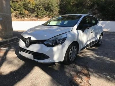 Blanc Occasion 2015 Renault Clio IV SE Citadine | 4 990 €