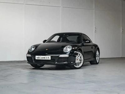 Porsche 911 Carrera