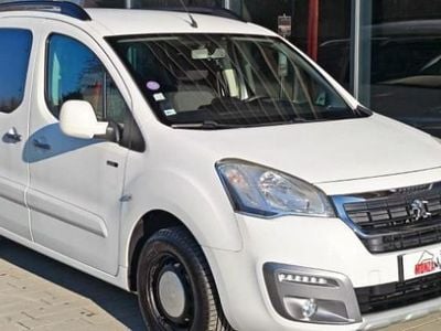 Blanc Occasion 2016 Peugeot TePee Style Van | 8 900 €