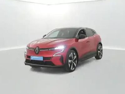 Rouge Occasion 2022 Renault Megane E-Tech Berline | 22 980 € (Prix juste)