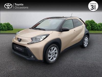 Biton beige gingembre métal/toit noir Occasion 2022 Toyota Aygo X Design SUV | 14 480 € (Prix juste)