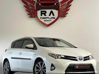 Toyota Auris Hybrid