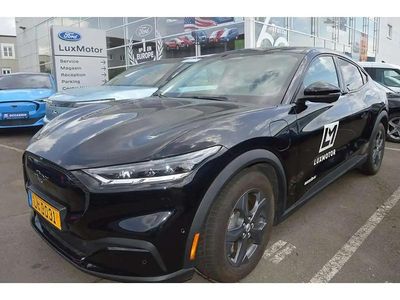 Noir Occasion 2024 Ford Mustang Mach-E Standard Range SUV | 42 999 € (Prix cher)