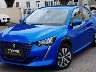Peugeot e-208